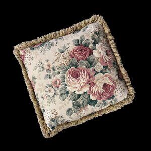 Vintage Floral Rose Decorative Throw Pillow Cream Roses Fringe Cottage Granny